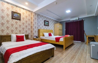 reddoorz-plus-near-vincom-go-vap-3-bo-song-hotel.jpg