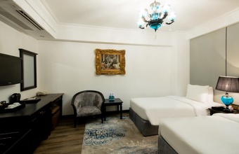 aem-signature-hotel.jpg