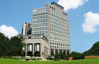 hotel-nikko-saigon.jpg