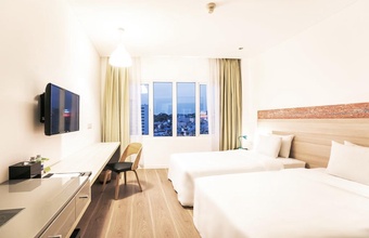liberty-hotel-saigon-greenview.jpg