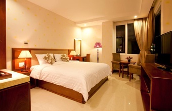 aquari-hotel.jpg