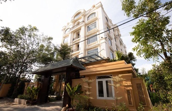 golden-emerald-resort.jpg