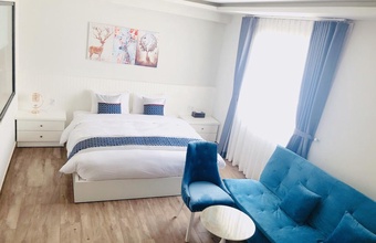 pandora-hotel.jpg