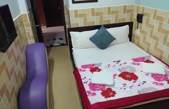 nhat-vy-hotel.jpg