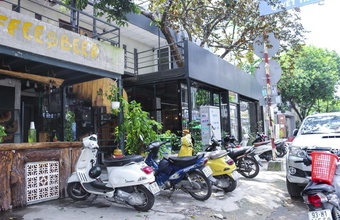 eo-pi-airport-hostel.jpg