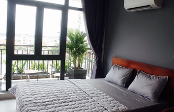 leontina-airport-apartment.jpg