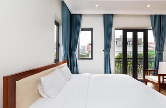 sunny-hotel-and-apartment.jpg