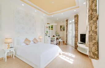 chez-mimosa-boutique-corner.jpg