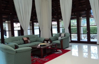 vietnam-golf-lake-view-villas.jpg