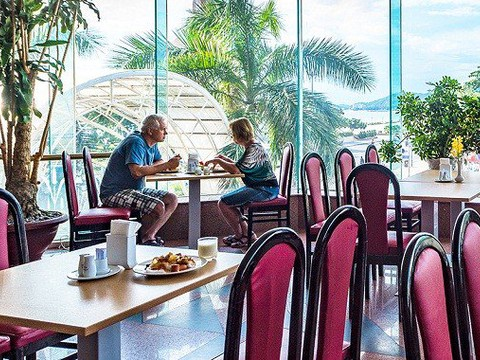 ekr1508397527_khach_san_nha_trang_lodge.png