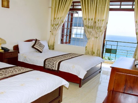 gre1487307345_khach_san_thai_duong_nha_trang.png
