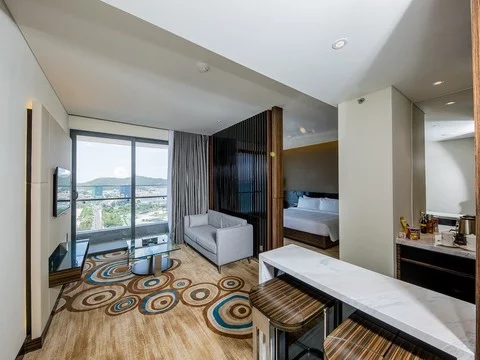 gcx1507808559_vinpearl_nha_trang_golf_land_resort_and_villas.png