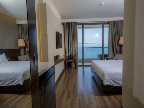 h7v1507808558_vinpearl_nha_trang_golf_land_resort_and_villas.png