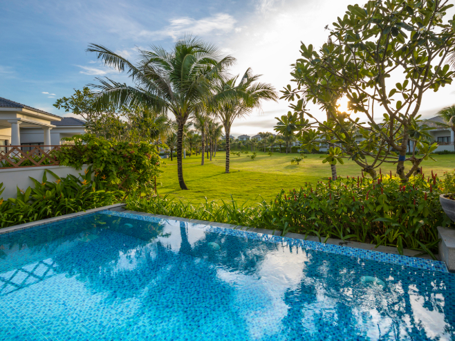 vinpearl-resort-spa-long-beach-nha-trang-6.jpg