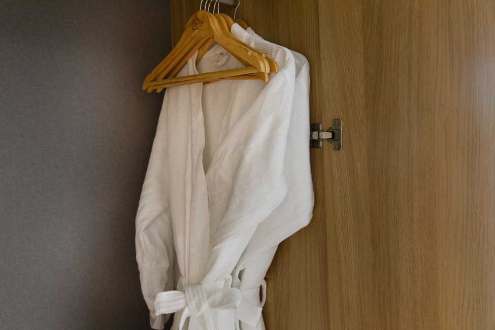 media/roomtypes/010323111857/gallery/khach-san-sunkiss-nha-trang-4-deluxe-city-9.jpg