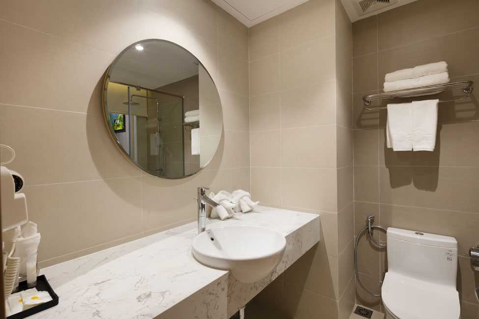 media/roomtypes/010323112836/gallery/khach-san-sunkiss-nha-trang-6-senior-deluxe-4.jpg