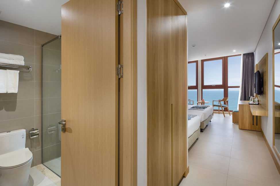 media/roomtypes/010323112836/gallery/khach-san-sunkiss-nha-trang-6-senior-deluxe-5.jpg