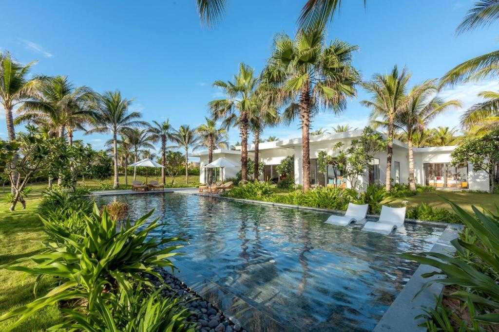 media/roomtypes/020323043619/gallery/selectum-noa-resort-cam-ranh-6-noa-president-10.jpg