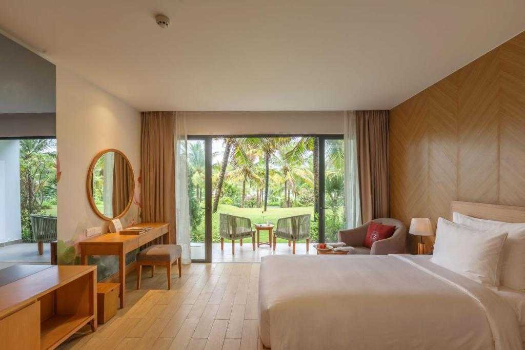 media/roomtypes/020323050746/gallery/selectum-noa-resort-cam-ranh-10-noa-garden-ai-3.jpg