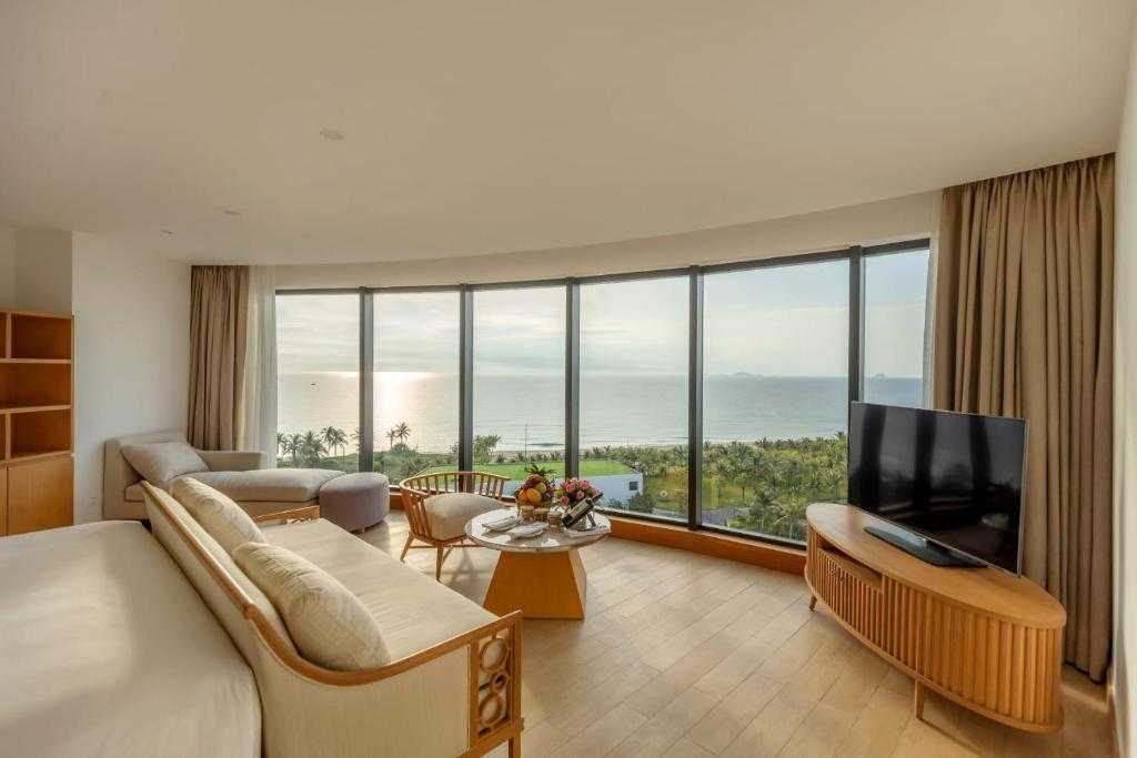 media/roomtypes/020323052652/gallery/selectum-noa-resort-cam-ranh-3-selectum-signature-2.jpg