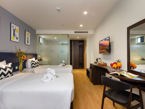 media/roomtypes/030220024523/gallery/khach-san-crown-nha-trang-22.png