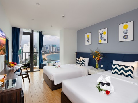 Premier twin sea view with balcony