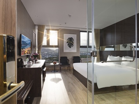 media/roomtypes/030220102043/gallery/emarald-bay-hotel-spa-nha-trang-20.png