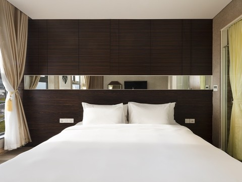media/roomtypes/030220102434/gallery/emarald-bay-hotel-spa-nha-trang-33.png