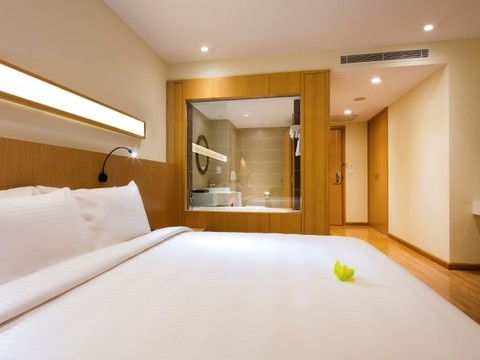 media/roomtypes/030220112229/gallery/khach-san-starcity-nha-trang-18.png
