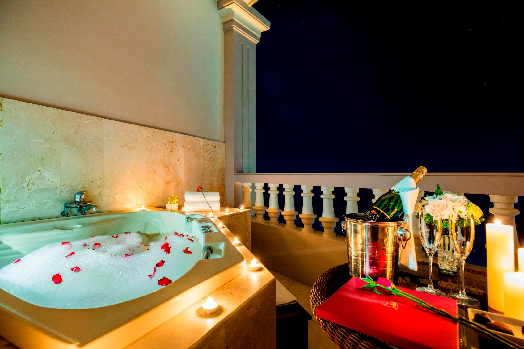 media/roomtypes/030220120913/gallery/sunrise-nha-trang-resort-5.png