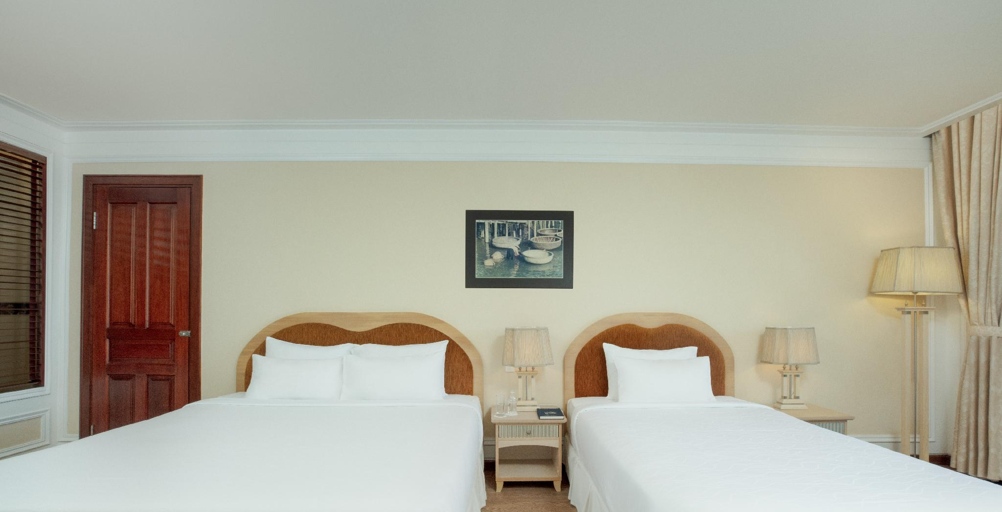 media/roomtypes/030220121446/gallery/sunrise-nha-trang-resort-4.png