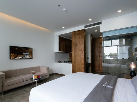 media/roomtypes/050220091424/gallery/khach-san-joy-trip-nha-trang-13.png