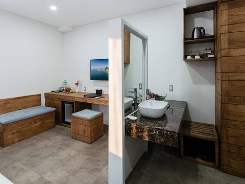 media/roomtypes/050220091602/gallery/khach-san-joy-trip-nha-trang-17.png