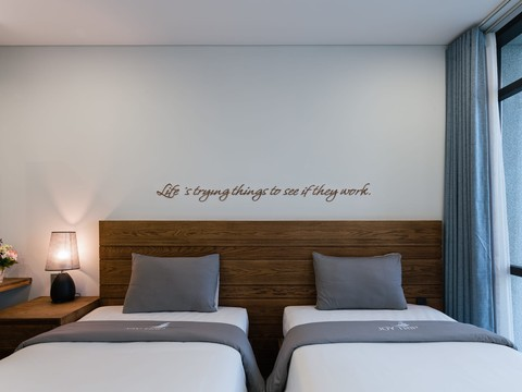 media/roomtypes/050220091757/gallery/khach-san-joy-trip-nha-trang-27.png