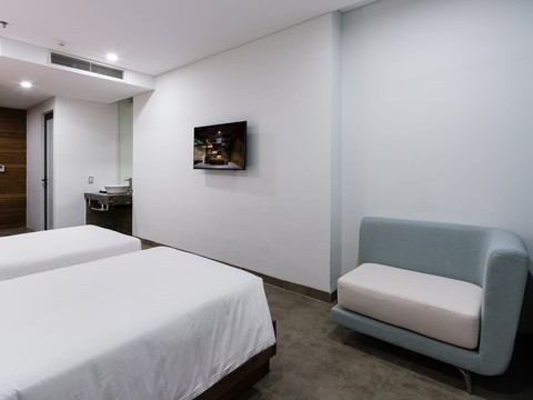 media/roomtypes/050220091757/gallery/khach-san-joy-trip-nha-trang-30.png