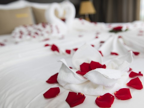 media/roomtypes/050220095245/gallery/khach_san_meriton_nha_trang_28.png