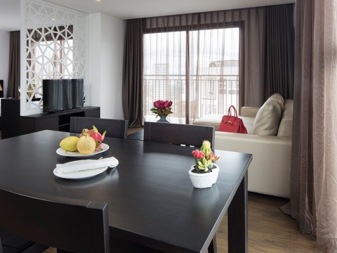 media/roomtypes/050220095345/gallery/khach_san_meriton_nha_trang_33.png