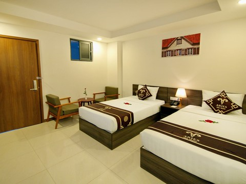 media/roomtypes/050220105725/gallery/khach_san_aries_nha_trang-12.png