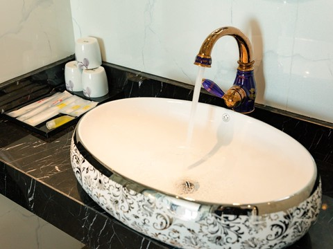 media/roomtypes/050220111447/gallery/khach-san-ruby-nha-trang-24.png