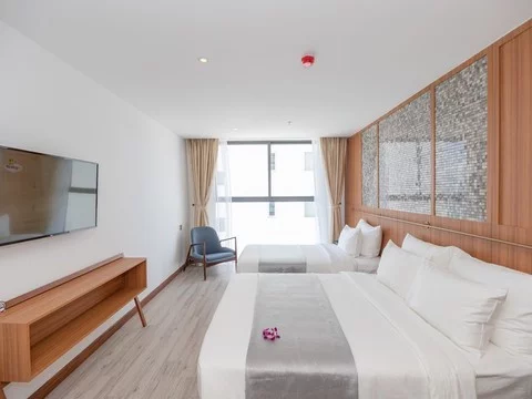 Deluxe Family Room