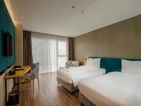 media/roomtypes/080120045457/gallery/khach-san-quinter-central-nhatrang-18.png