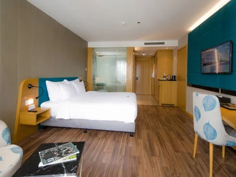 media/roomtypes/080120045846/gallery/khach-san-quinter-central-nhatrang-27.png