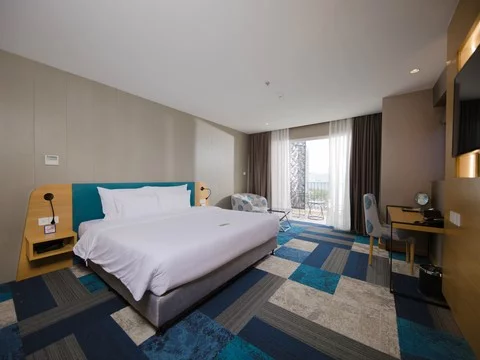 media/roomtypes/080120050501/gallery/khach-san-quinter-central-nhatrang-36.png