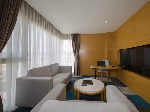 media/roomtypes/080120050501/gallery/khach-san-quinter-central-nhatrang-37.png