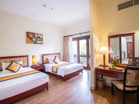media/roomtypes/080120102558/gallery/cgq9ouq_diamond_bay_resort_spa.png