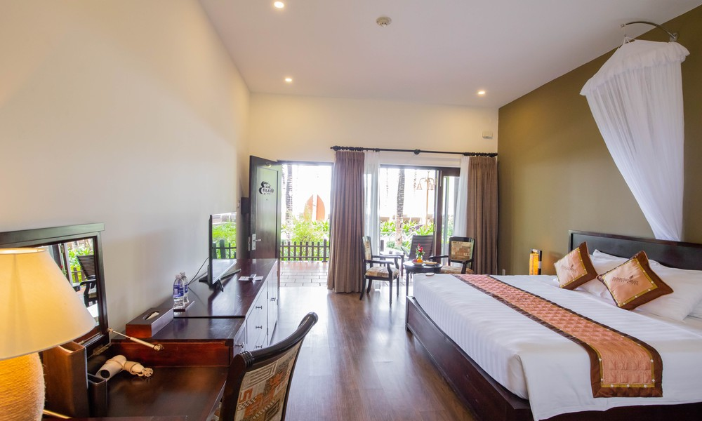 media/roomtypes/080120103709/gallery/b51bos2_diamond_bay_resort_spa.png