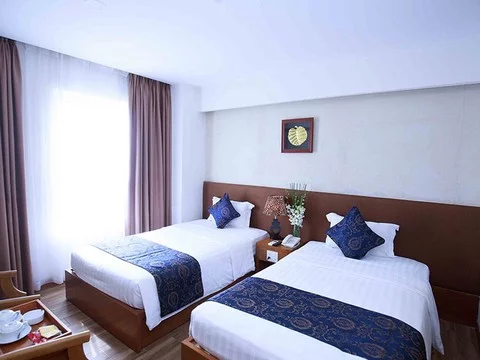 media/roomtypes/080120110525/gallery/xnx1525258378_khach_san_soho_nha_trang_nha_trang_star.png