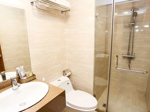 media/roomtypes/080120110648/gallery/wuf1525258352_khach_san_soho_nha_trang_nha_trang_star.png