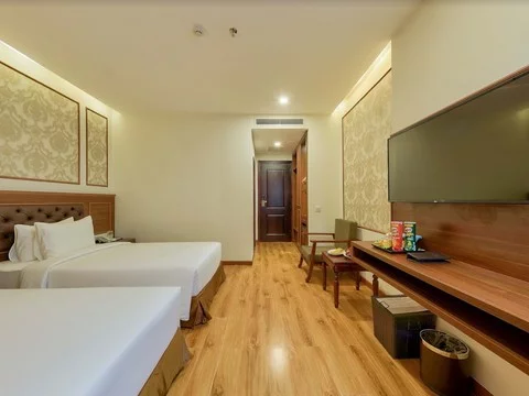 media/roomtypes/080120113611/gallery/jrf1529290478_imperial_nha_trang_hotel.png