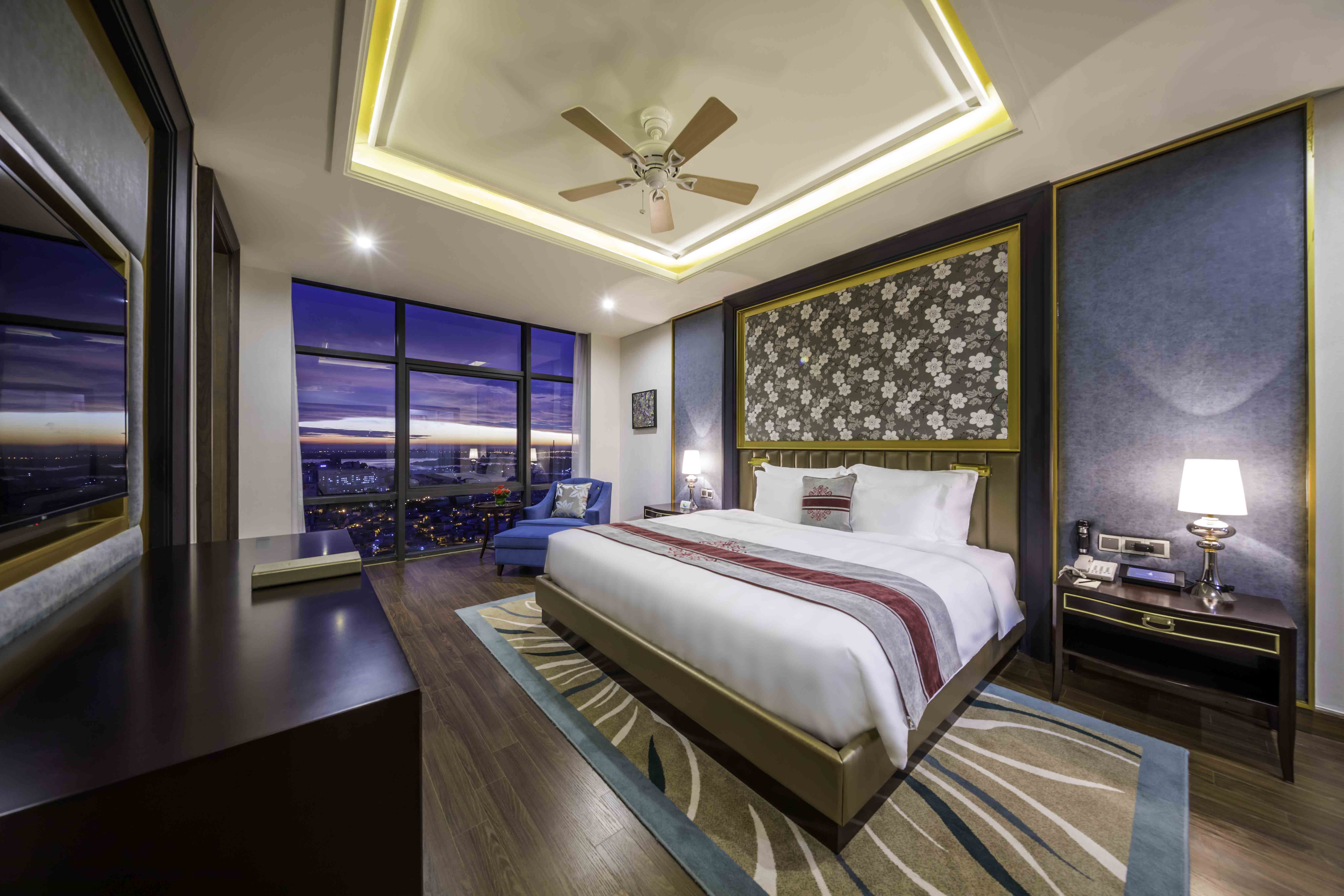 media/roomtypes/080121045144/gallery/vinpearl-hotel-can-tho-executivel-1.jpg